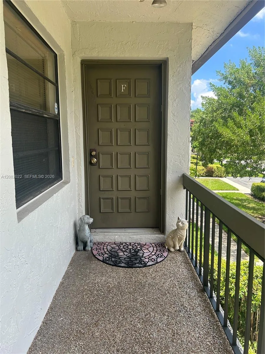 9205 Pecky Cypress Ln # 8F, Boca Raton, FL 33428