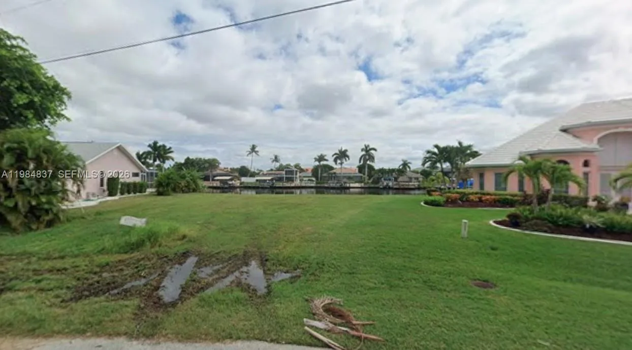 5507 SW 6th Ave., Cape Coral, FL 33914