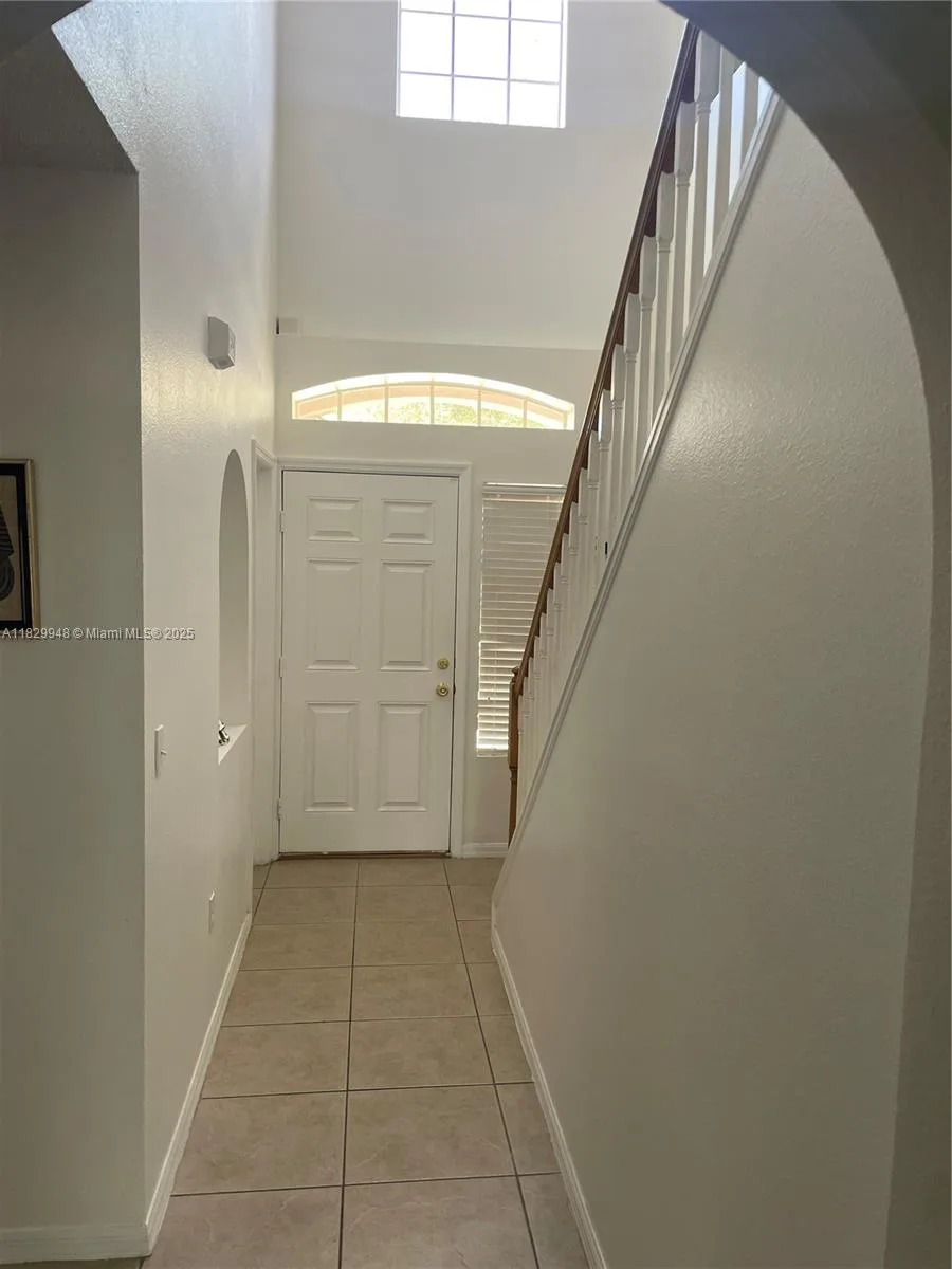 2645 SW 12th Sq SW, Vero Beach, FL 32968 — zdjęcie 2