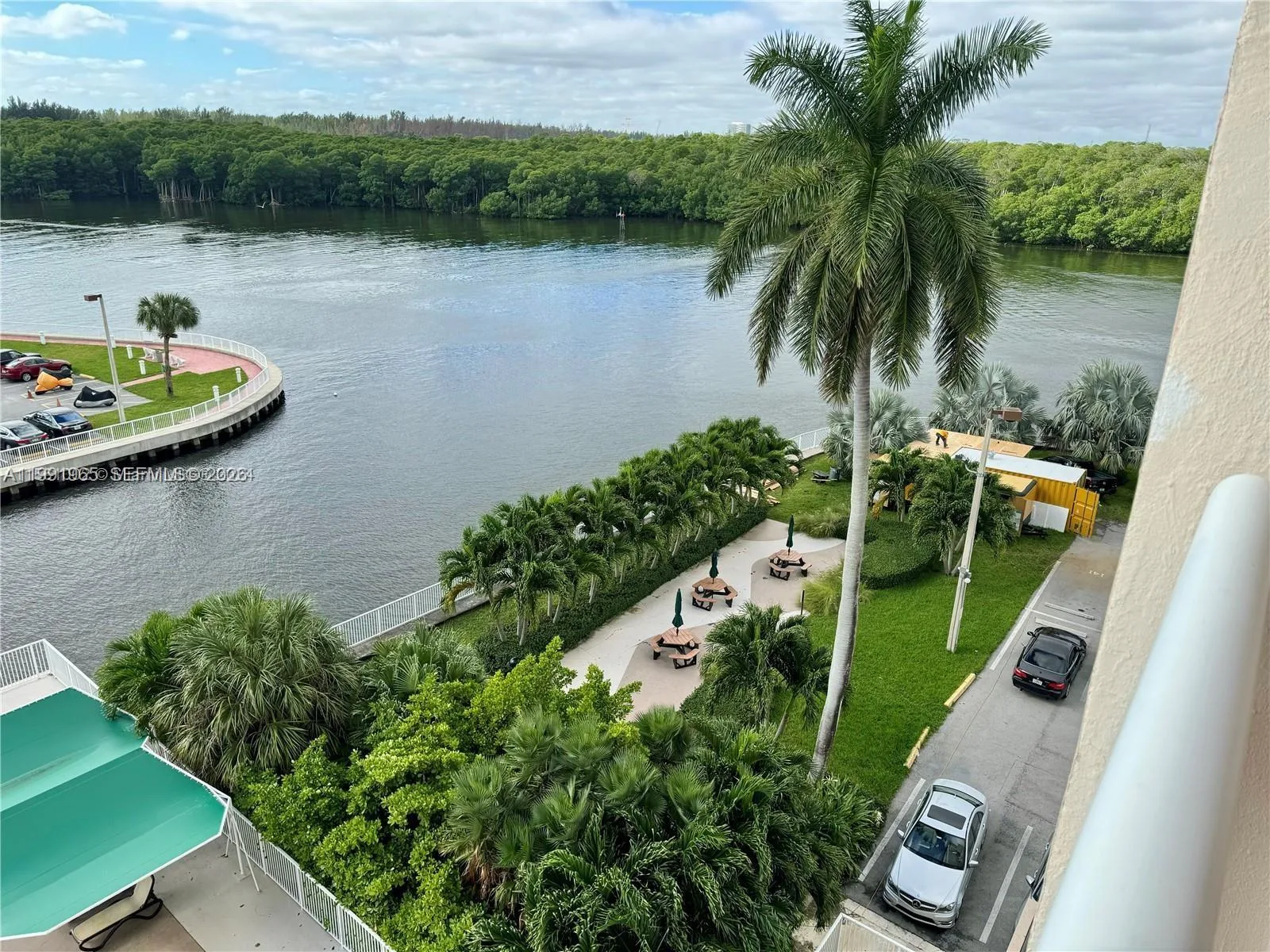 400 Kings Point Dr # 609, Sunny Isles Beach, FL 33160 photo 7
