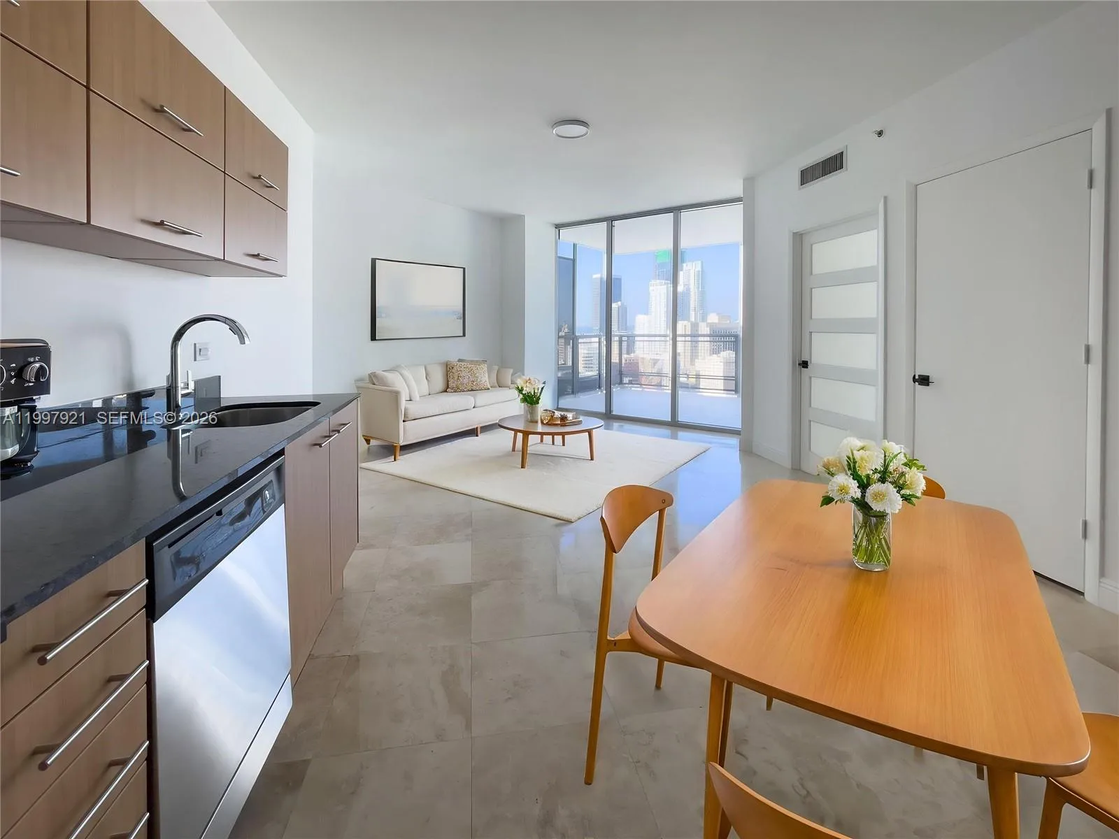 350 S Miami Ave # 2509, Miami, FL 33130 photo 3
