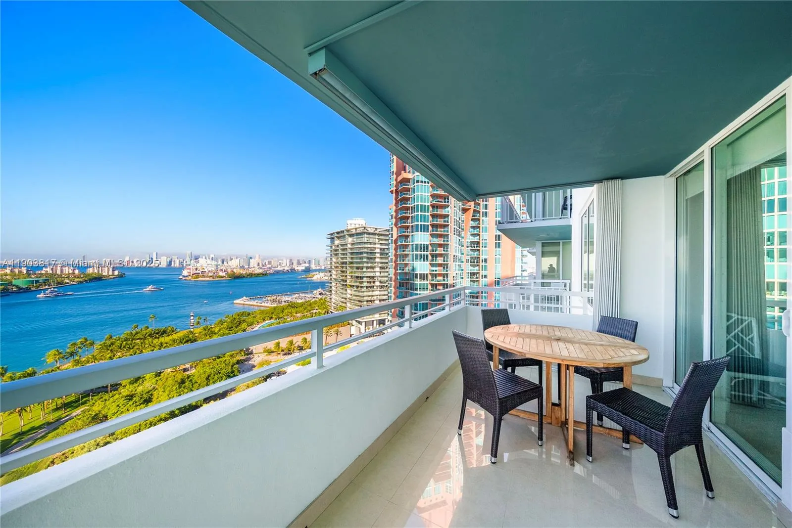 400 S Pointe Dr # 2003, Miami Beach, FL 33139 photo 6
