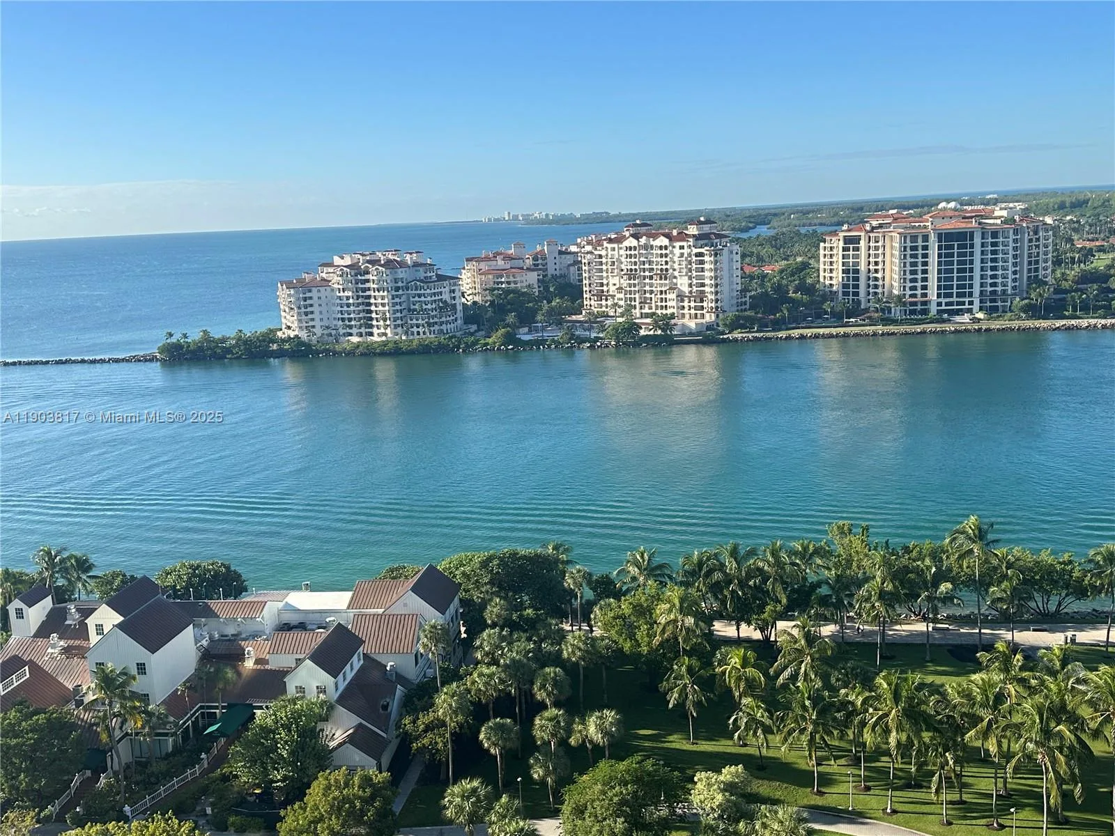 400 S Pointe Dr # 2003, Miami Beach, FL 33139 photo 7