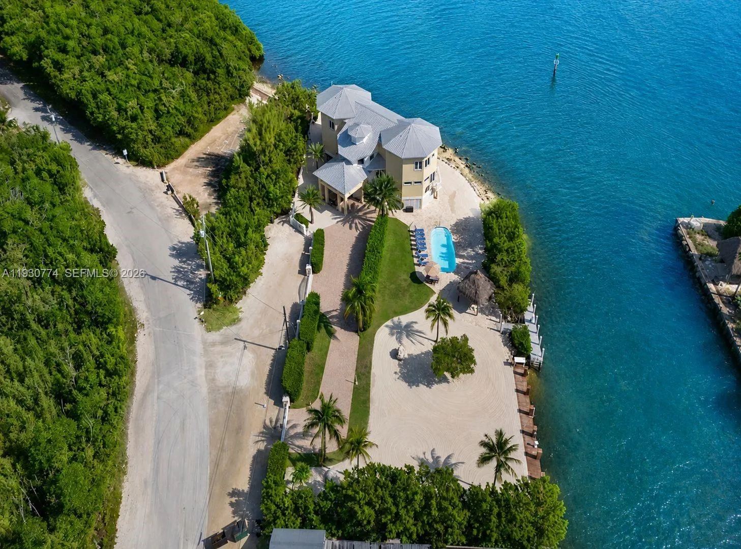 57 Garden Cove Dr, Key Largo, FL 33037