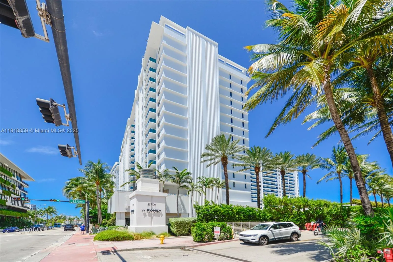 2301 Collins Ave # 1025, Miami Beach, FL 33139 photo 5