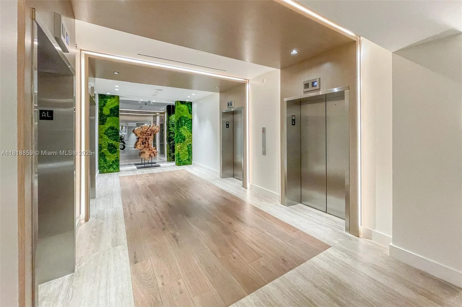2301 Collins Ave # 1025, Miami Beach, FL 33139 photo 7