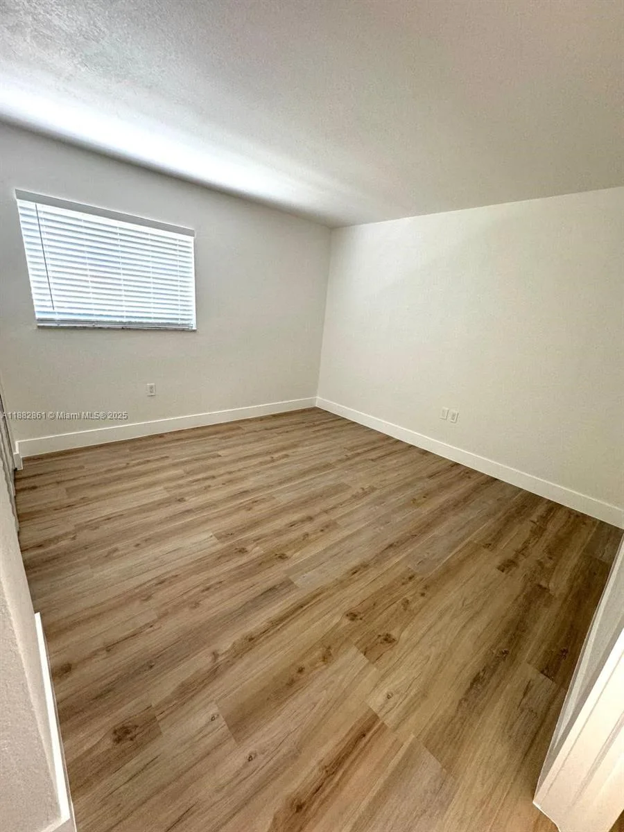 2828 Jackson St # I3, Fort Myers, FL 33901 photo 3