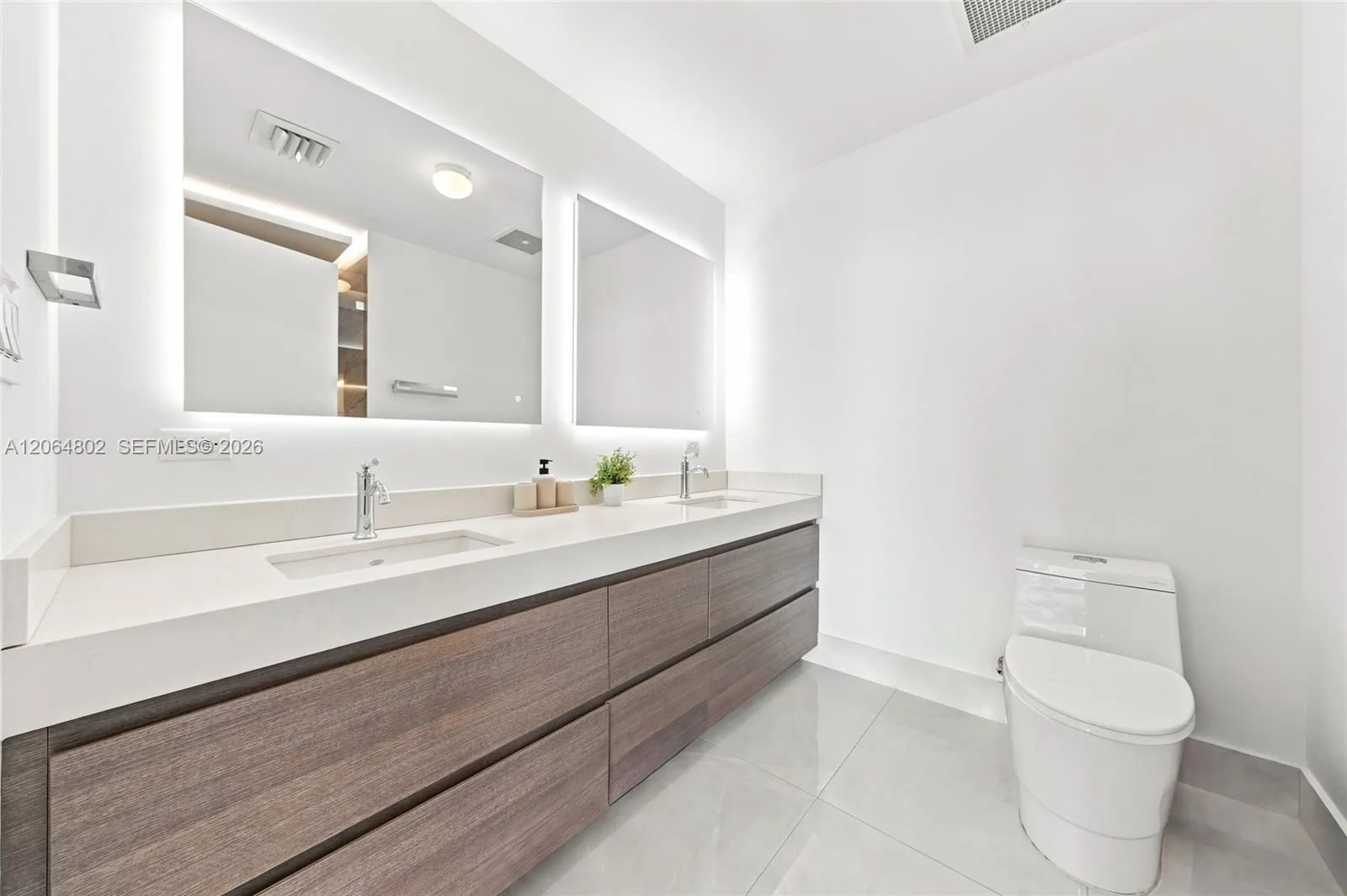 3470 E Coast Ave # H0901, Miami, FL 33137 photo 11