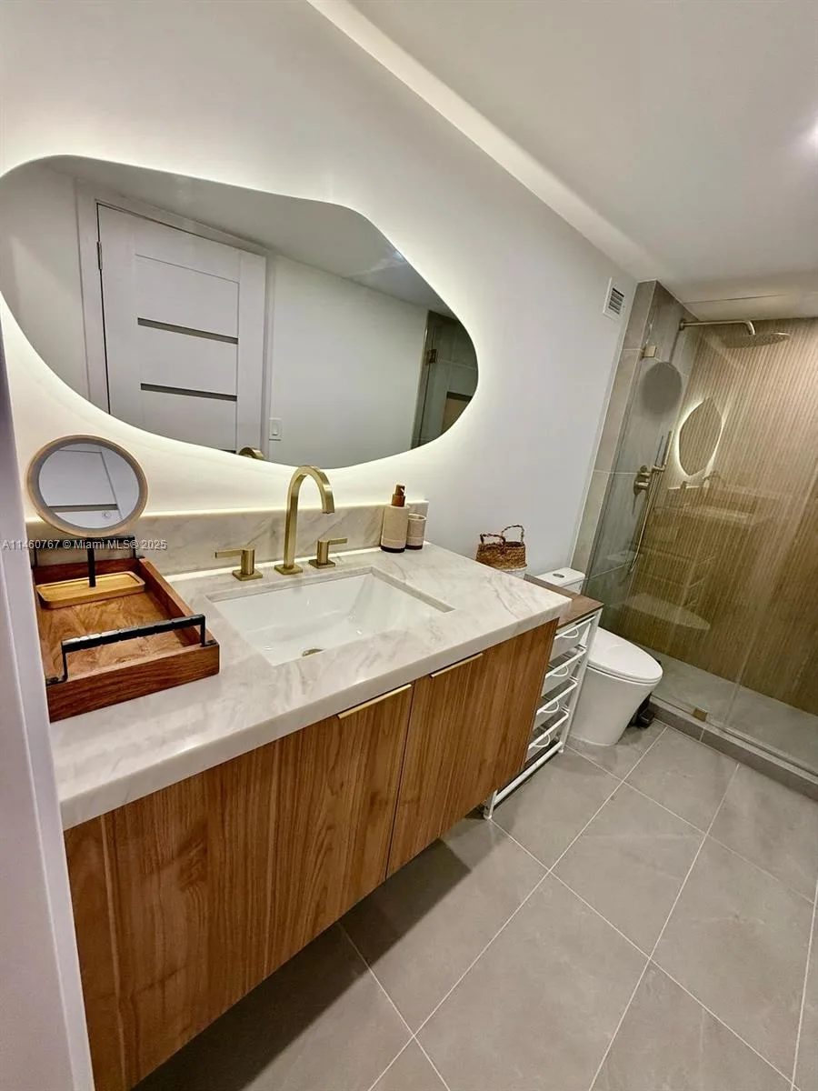 2301 Collins Ave # 1121, Miami Beach, FL 33139 photo 2