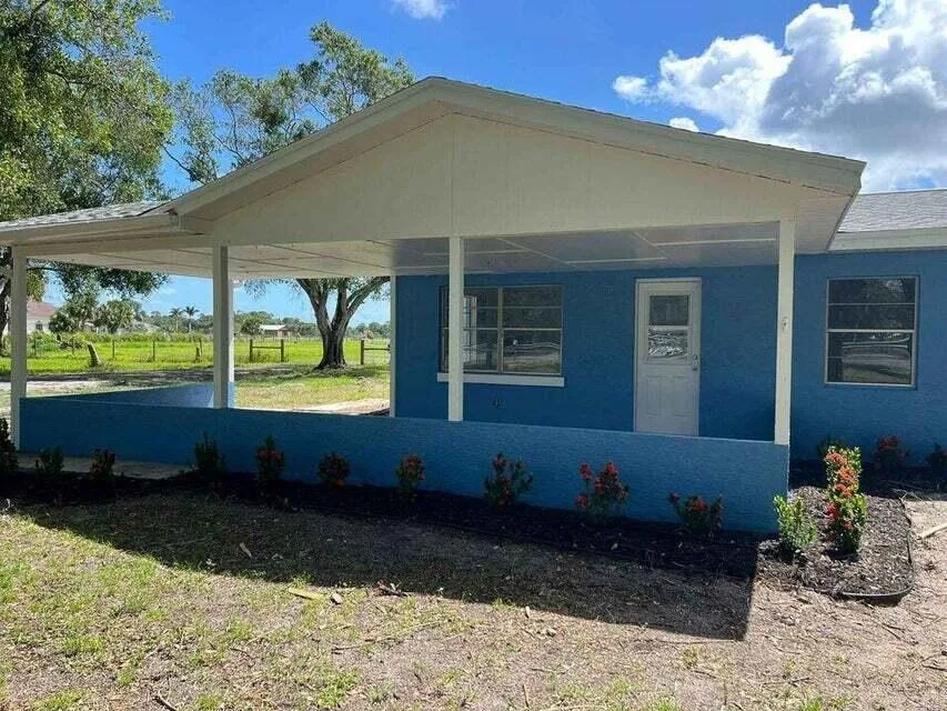 2410 S BROCKSMITH Road, Fort Pierce, FL 34945