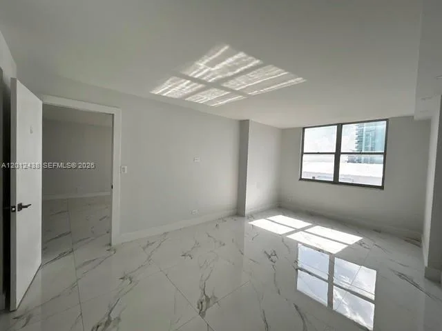 6039 Collins Ave # 1033, Miami Beach, FL 33140 photo 10