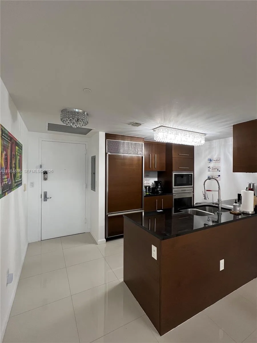 485 Brickell Ave # 4109, Miami, FL 33131 photo 4