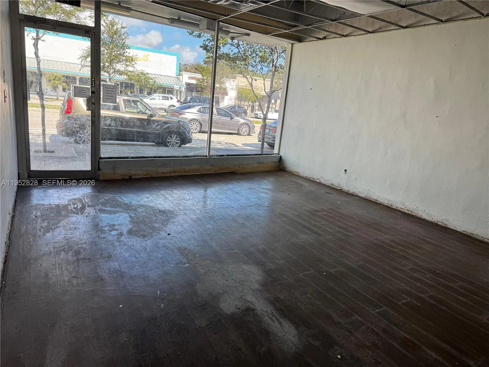 2328 Hollywood Blvd, Hollywood, FL 33020 photo 2