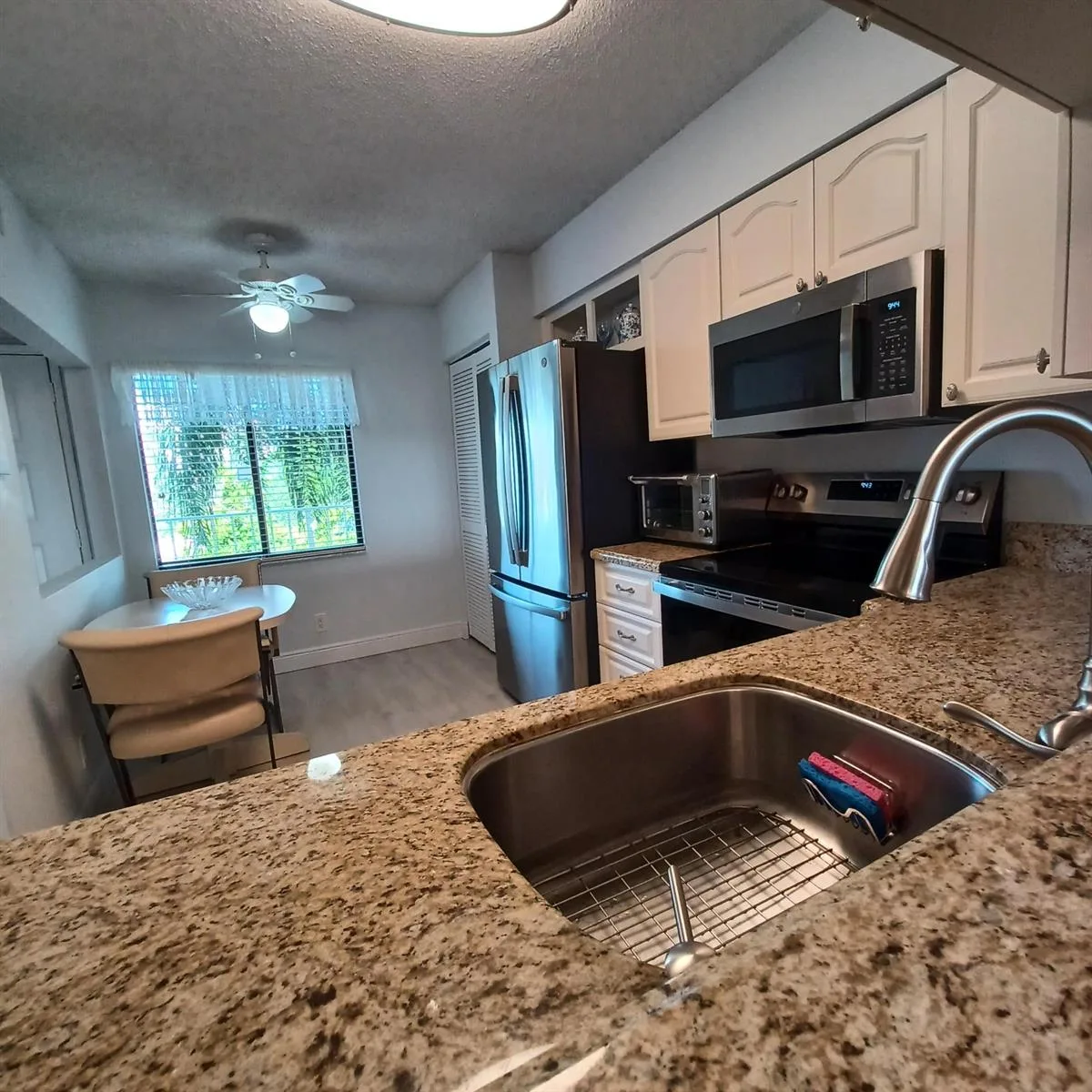 7260 Kinghurst Drive # 406, Delray Beach, FL 33446 photo 10