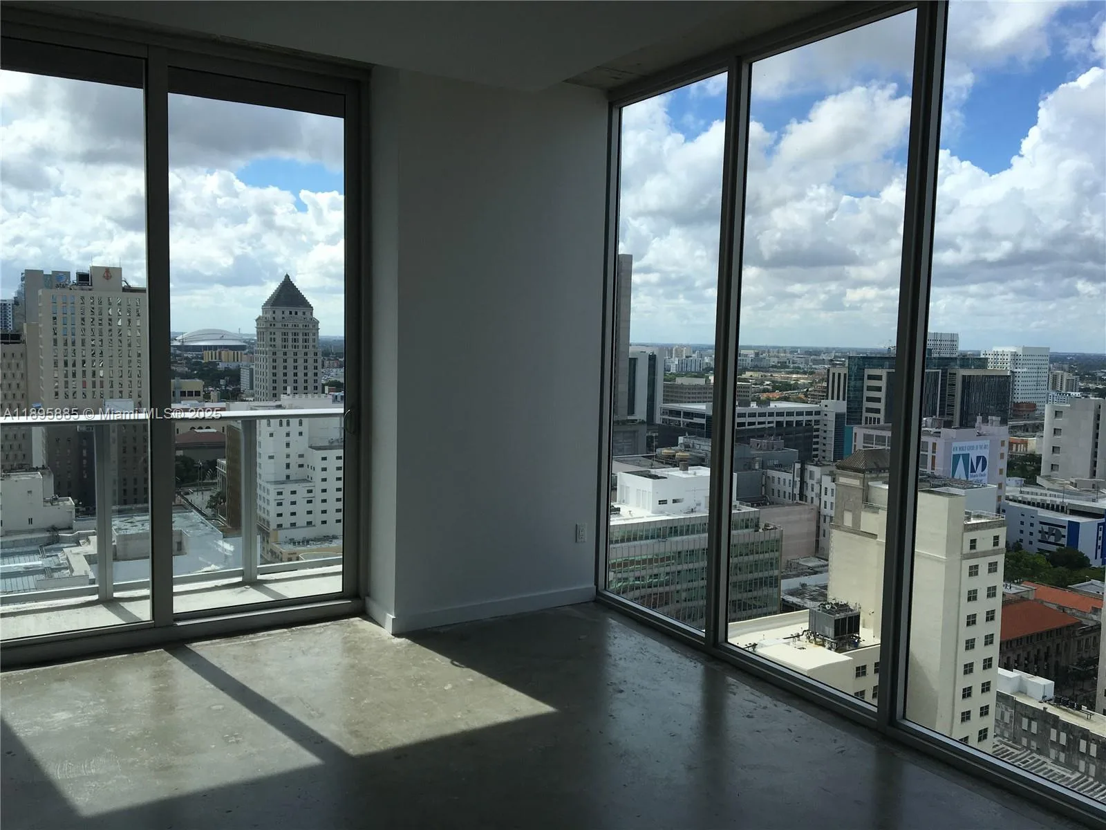 151 SE 1st St # 1710, Miami, FL 33131