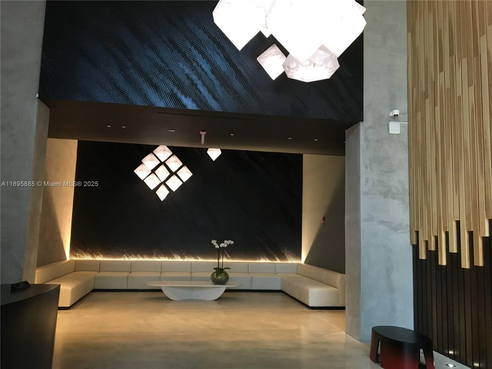 151 SE 1st St # 1710, Miami, FL 33131 photo 8