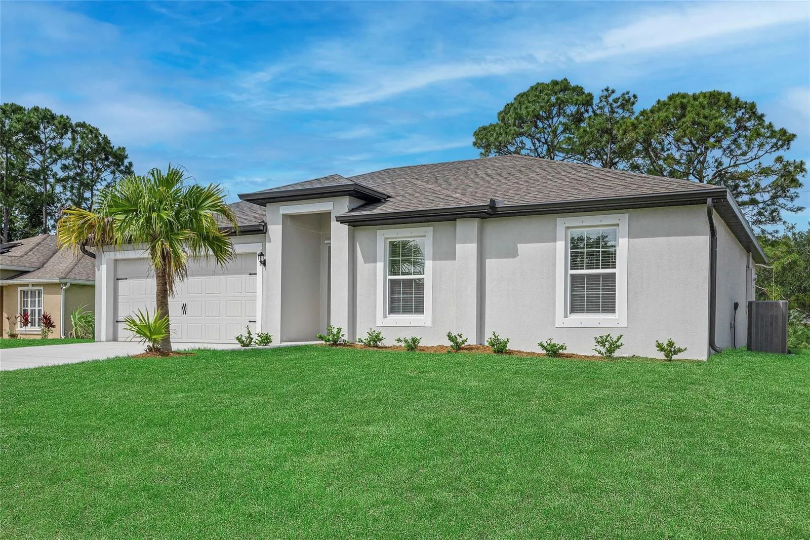 8175 104th Avenue, Vero Beach, FL 32967 photo 2