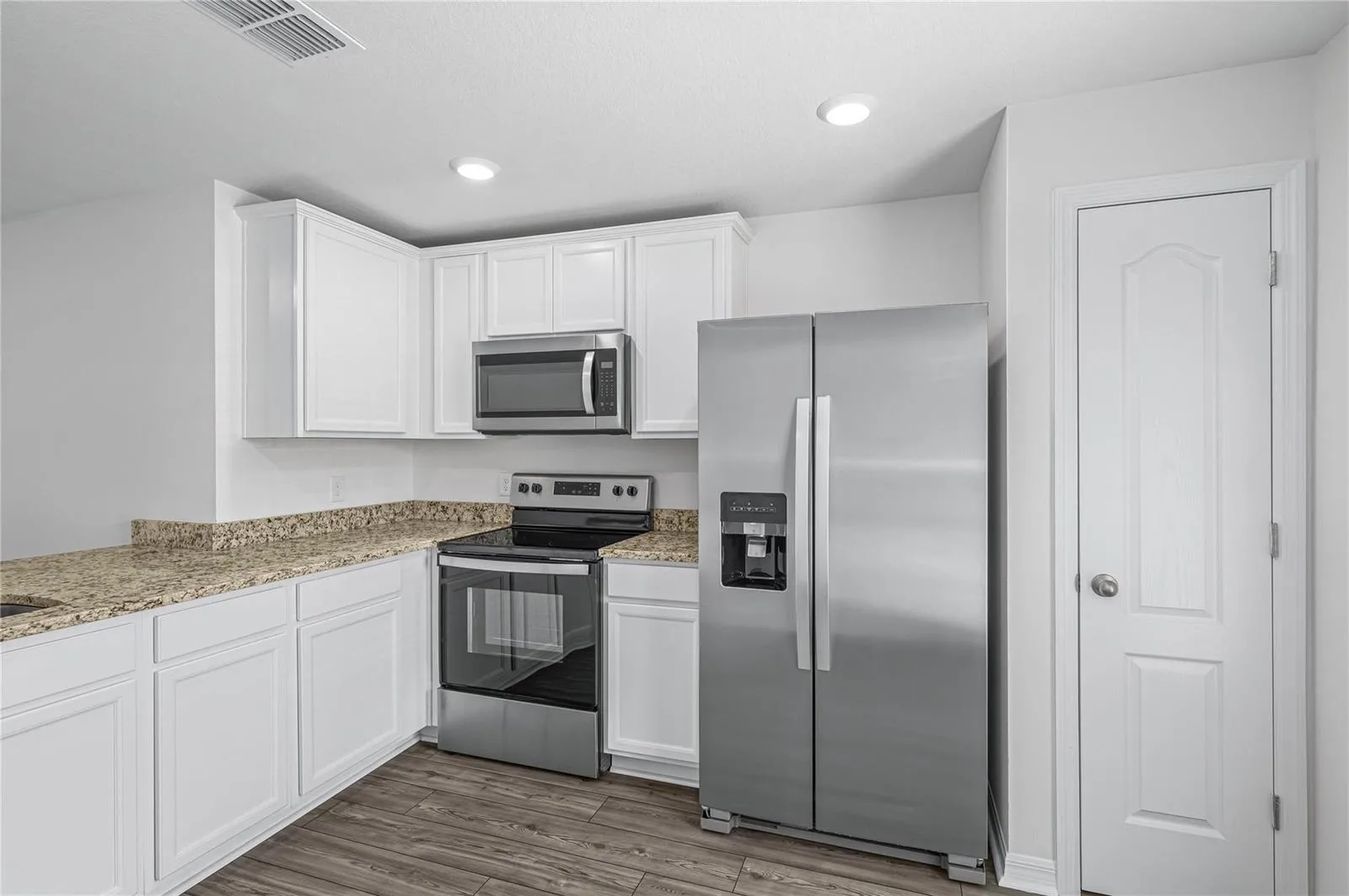 8175 104th Avenue, Vero Beach, FL 32967 photo 5
