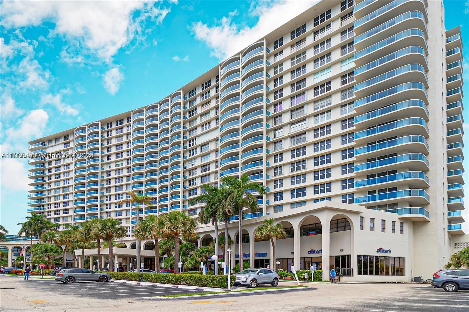 3800 S Ocean Dr # 423, Hollywood, FL 33019