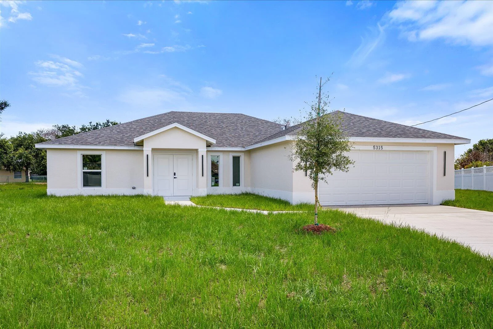 5315 NW Nail Court, Port St. Lucie, FL 34986