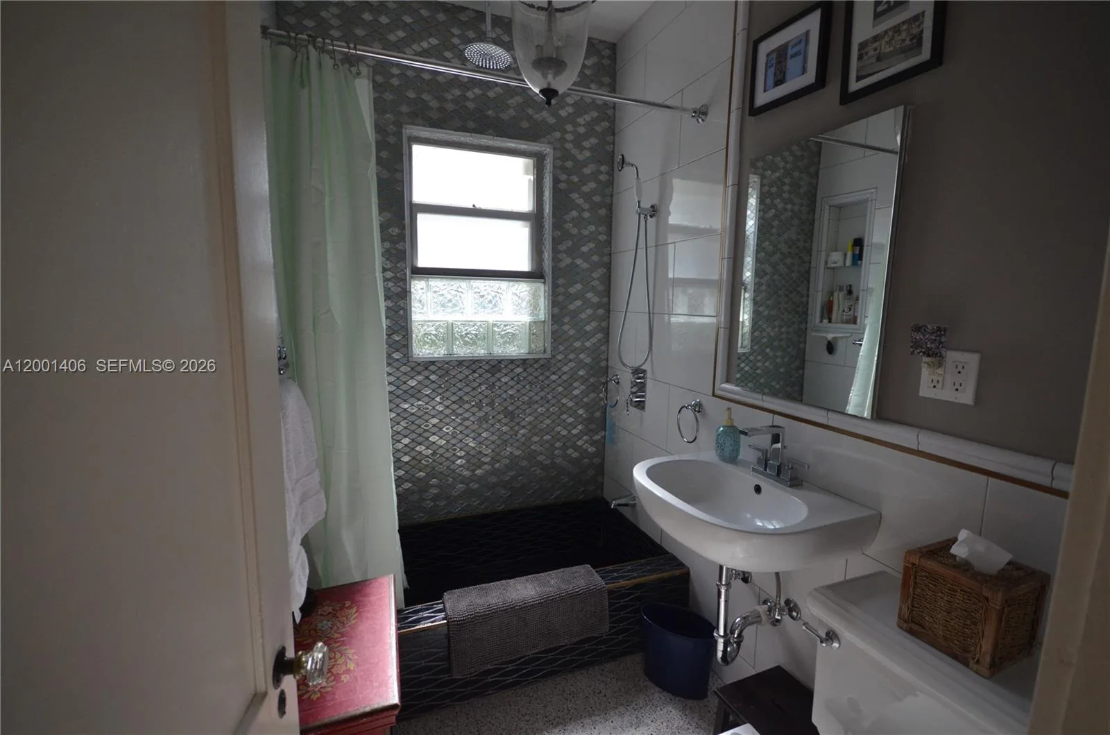 334 NE 26th Ter, Miami, FL 33137 photo 9