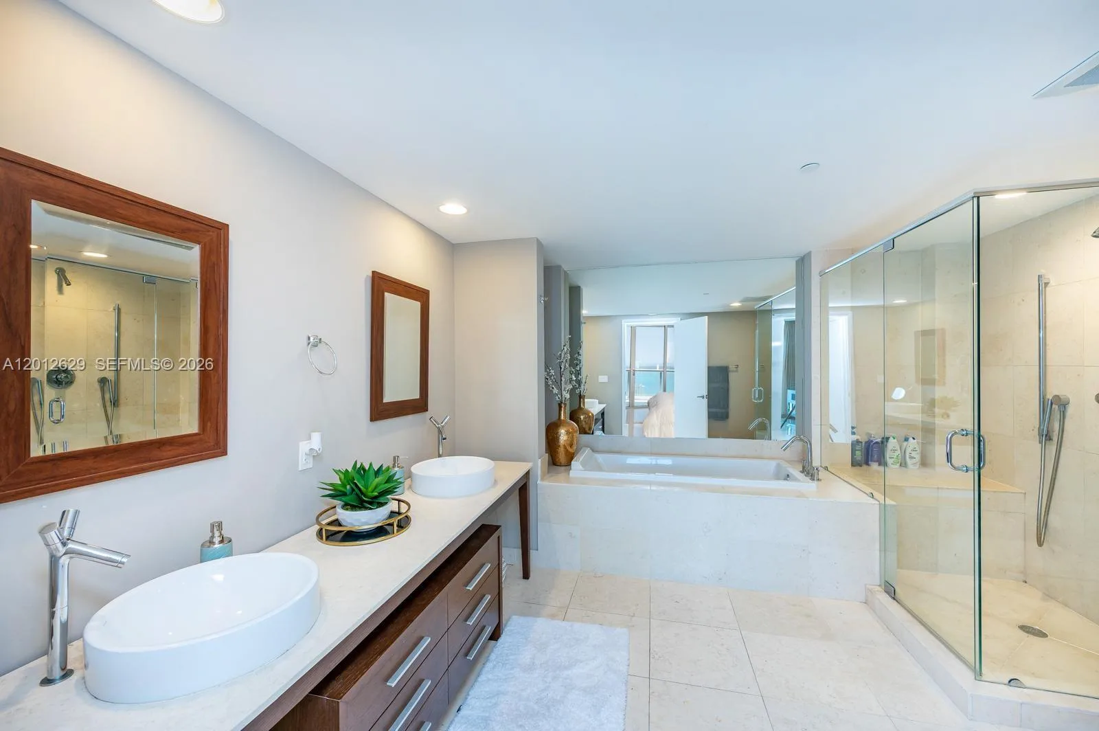 465 E Brickell Ave # 5305, Miami, FL 33131 photo 11