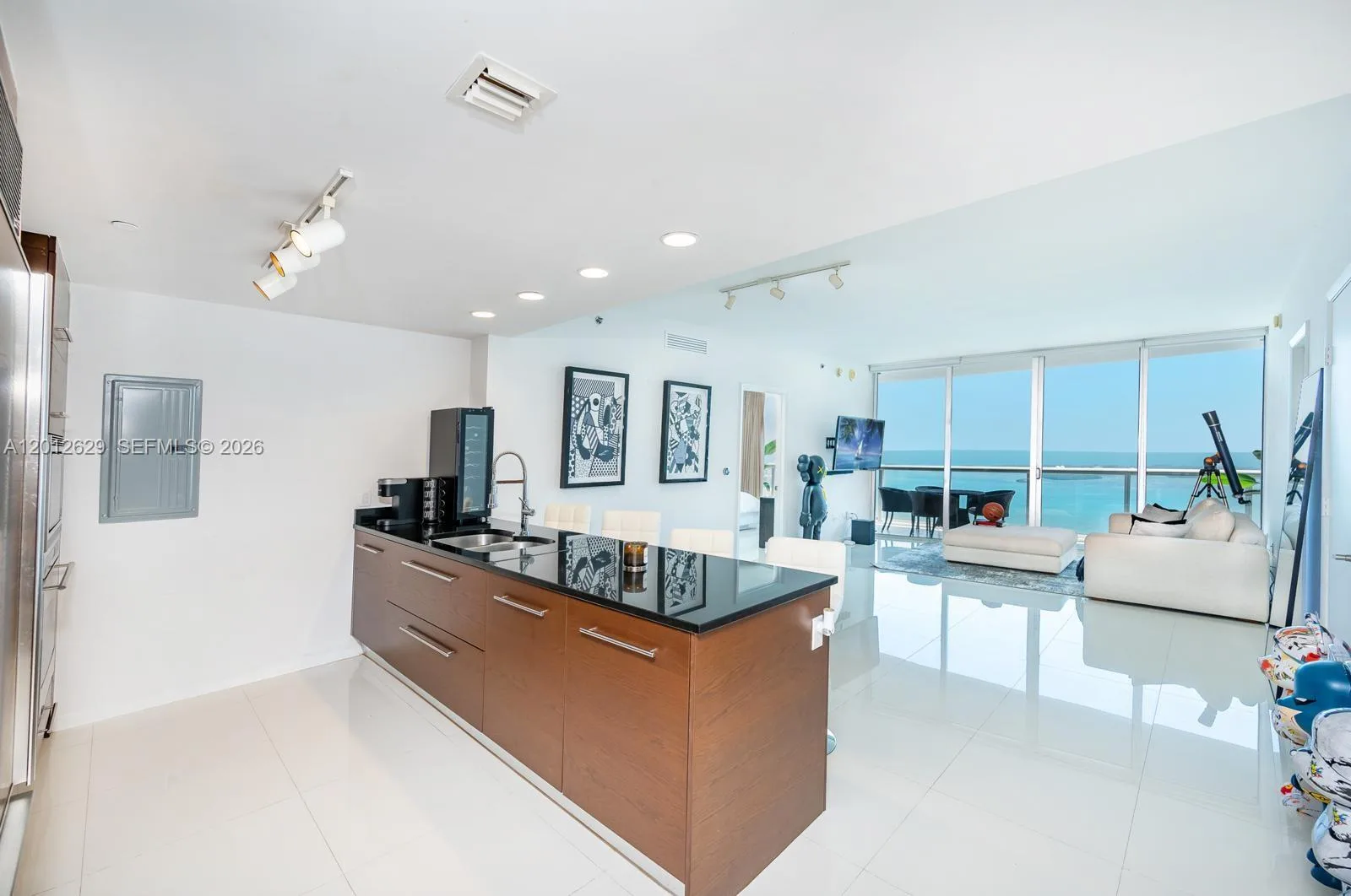 465 E Brickell Ave # 5305, Miami, FL 33131 photo 12