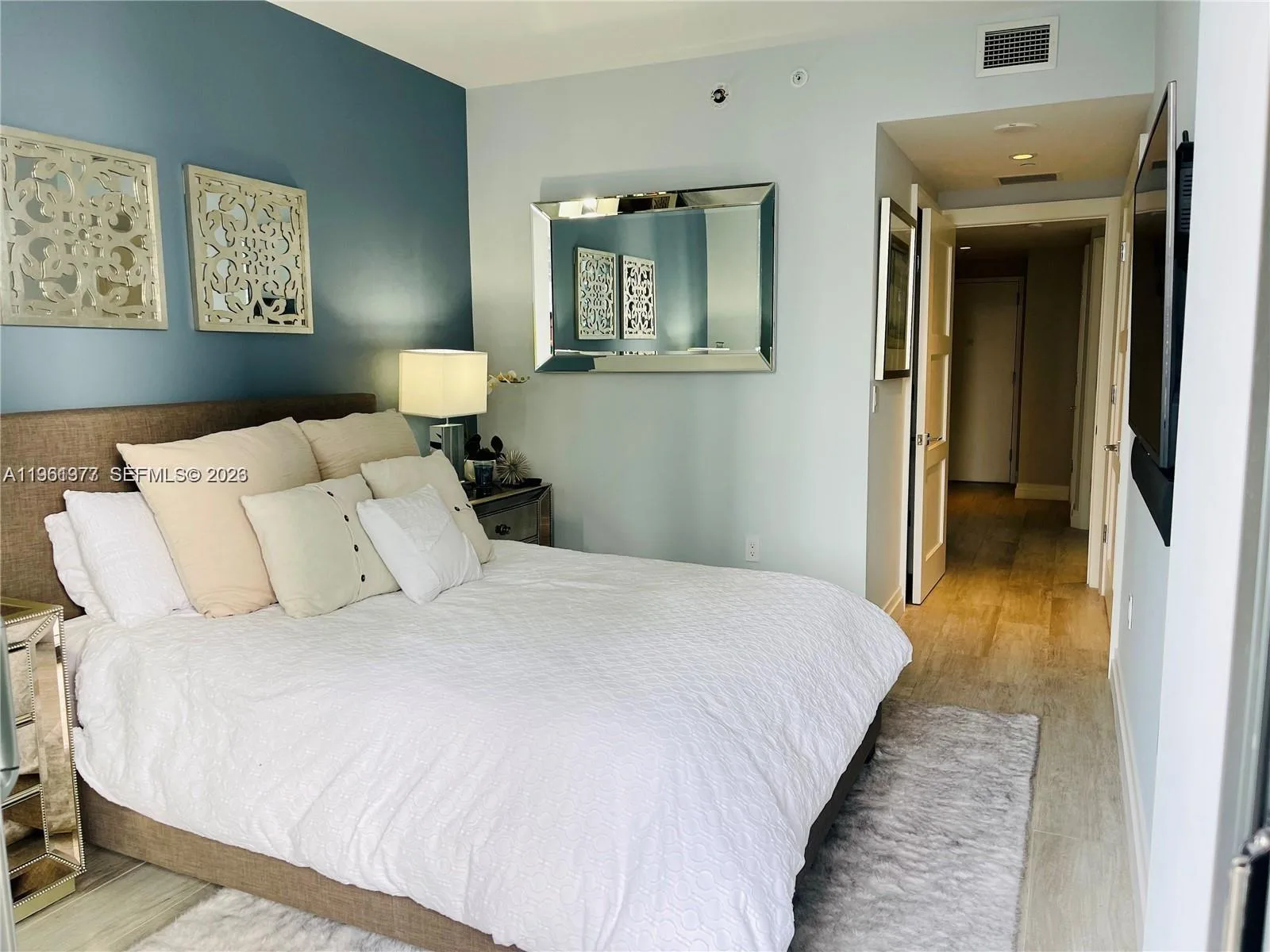 45 SW 9th St # 2003, Miami, FL 33130 photo 12