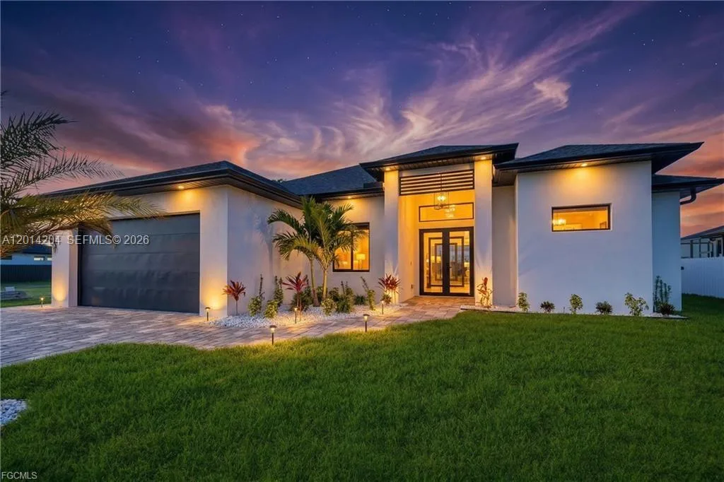 1031 SW 1st TER, Cape Coral, FL 33991