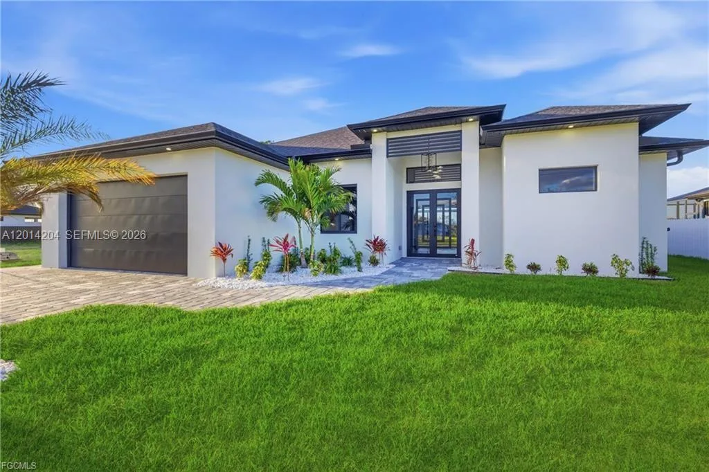 1031 SW 1st TER, Cape Coral, FL 33991 photo 2