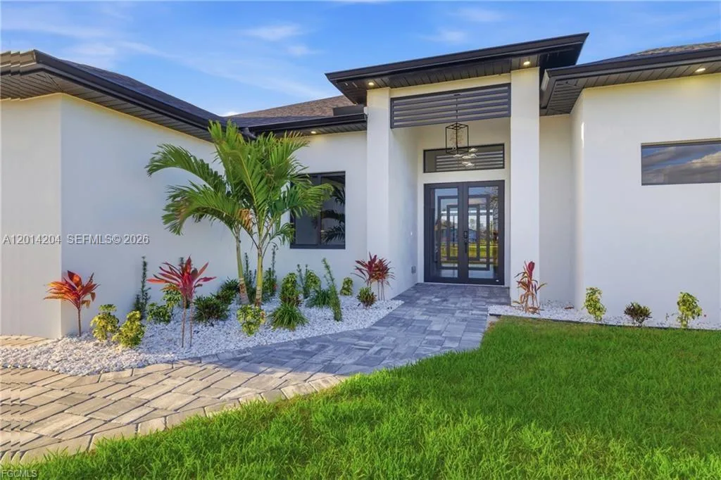 1031 SW 1st TER, Cape Coral, FL 33991 photo 5