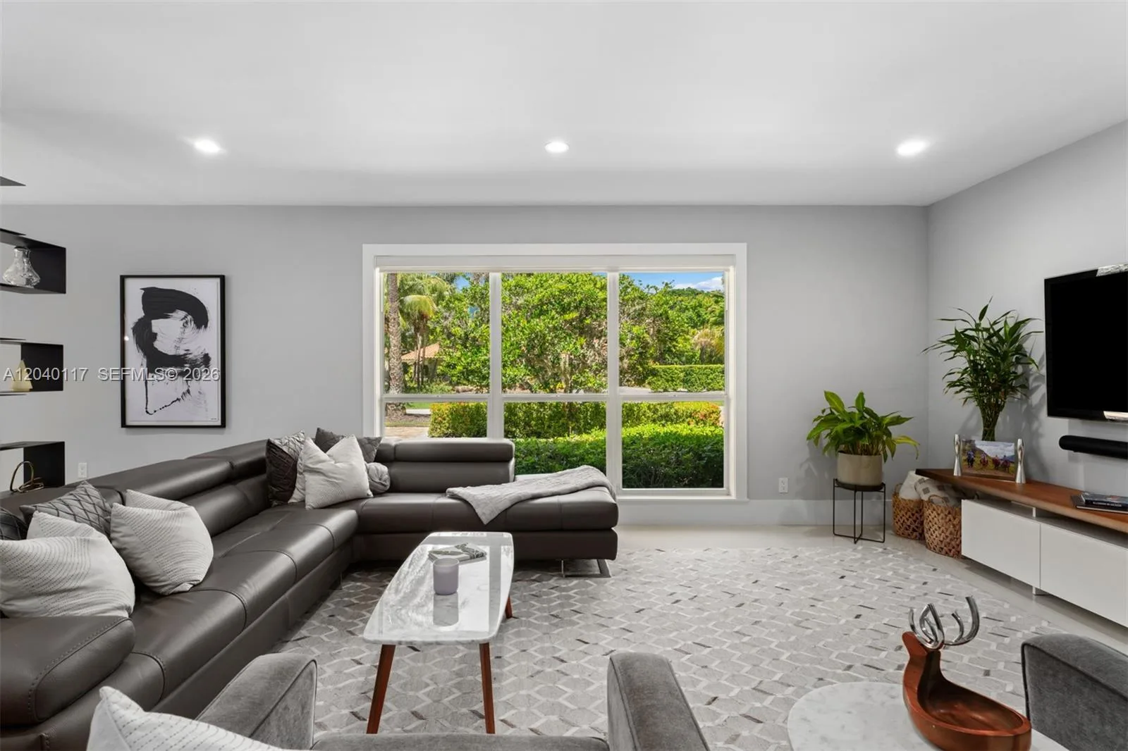 11721 Jacaranda Pl, Coral Gables, FL 33156 photo 4