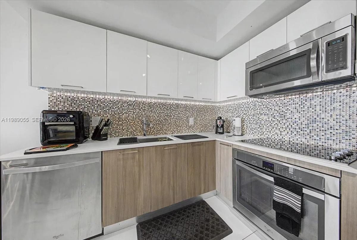 5252 NW 85th Ave # 1410, Doral, FL 33166 photo 10