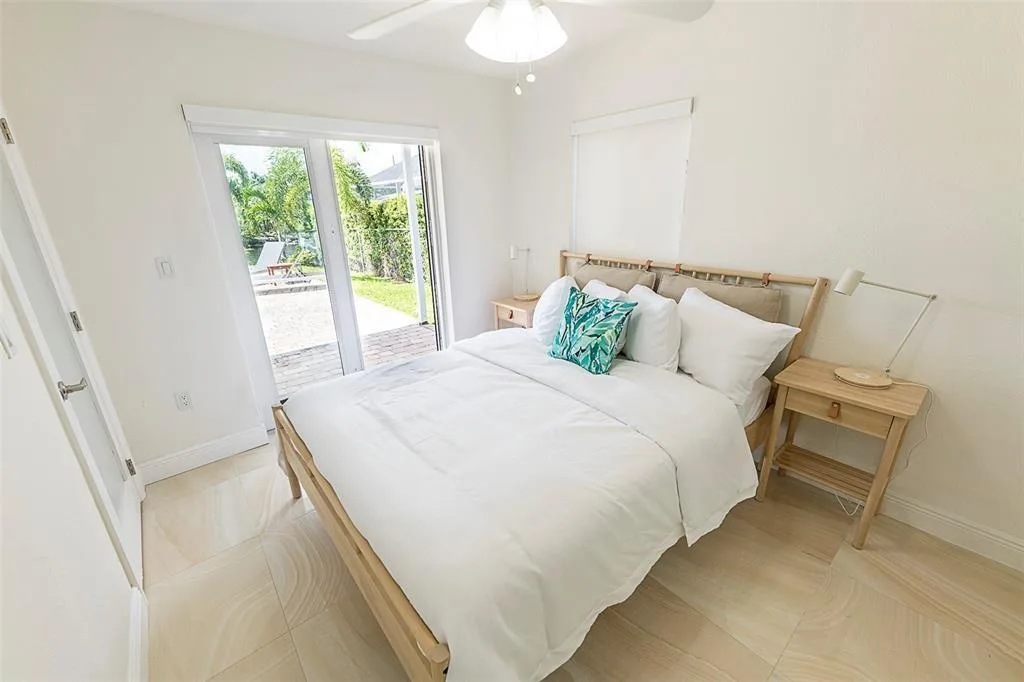 1162 Hayes Street, Hollywood, FL 33019 photo 11