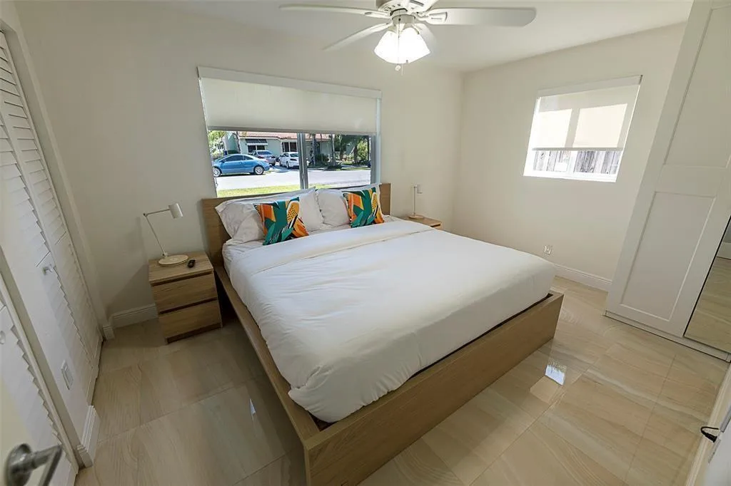 1162 Hayes Street, Hollywood, FL 33019 photo 4