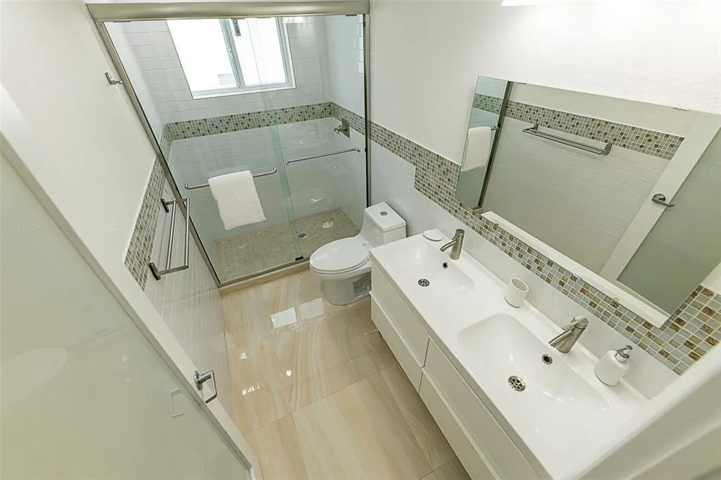 1162 Hayes Street, Hollywood, FL 33019 photo 7