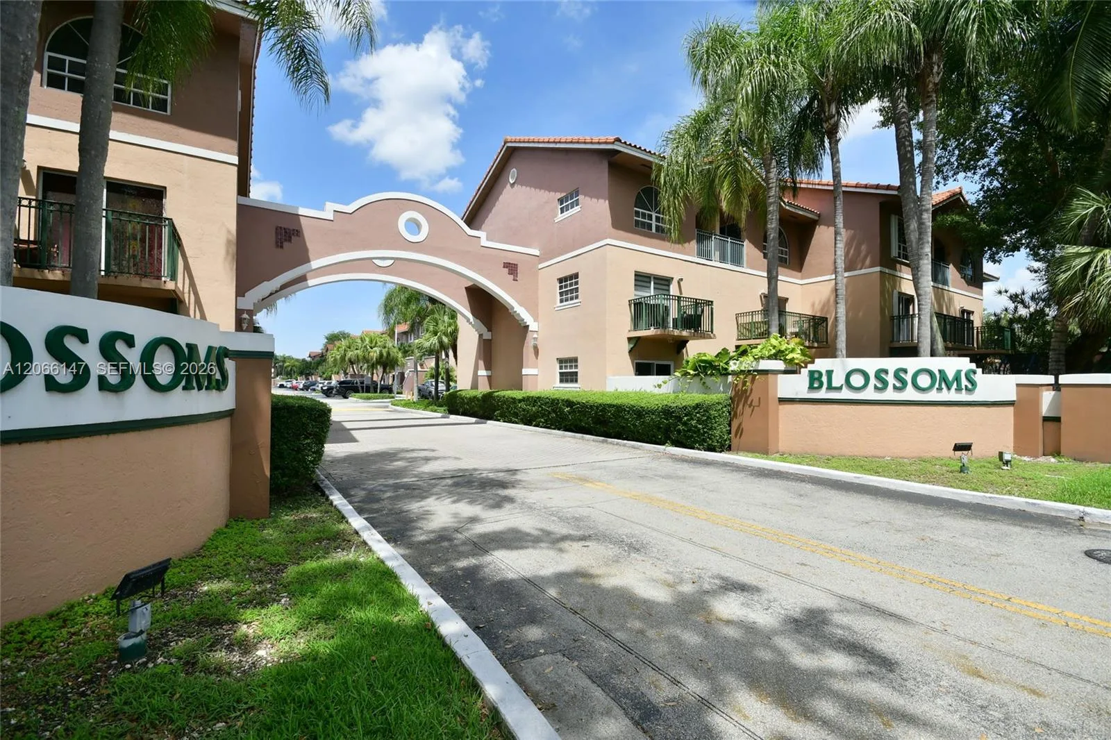10026 Hammocks Blvd # 103-6, Miami, FL 33196 photo 7