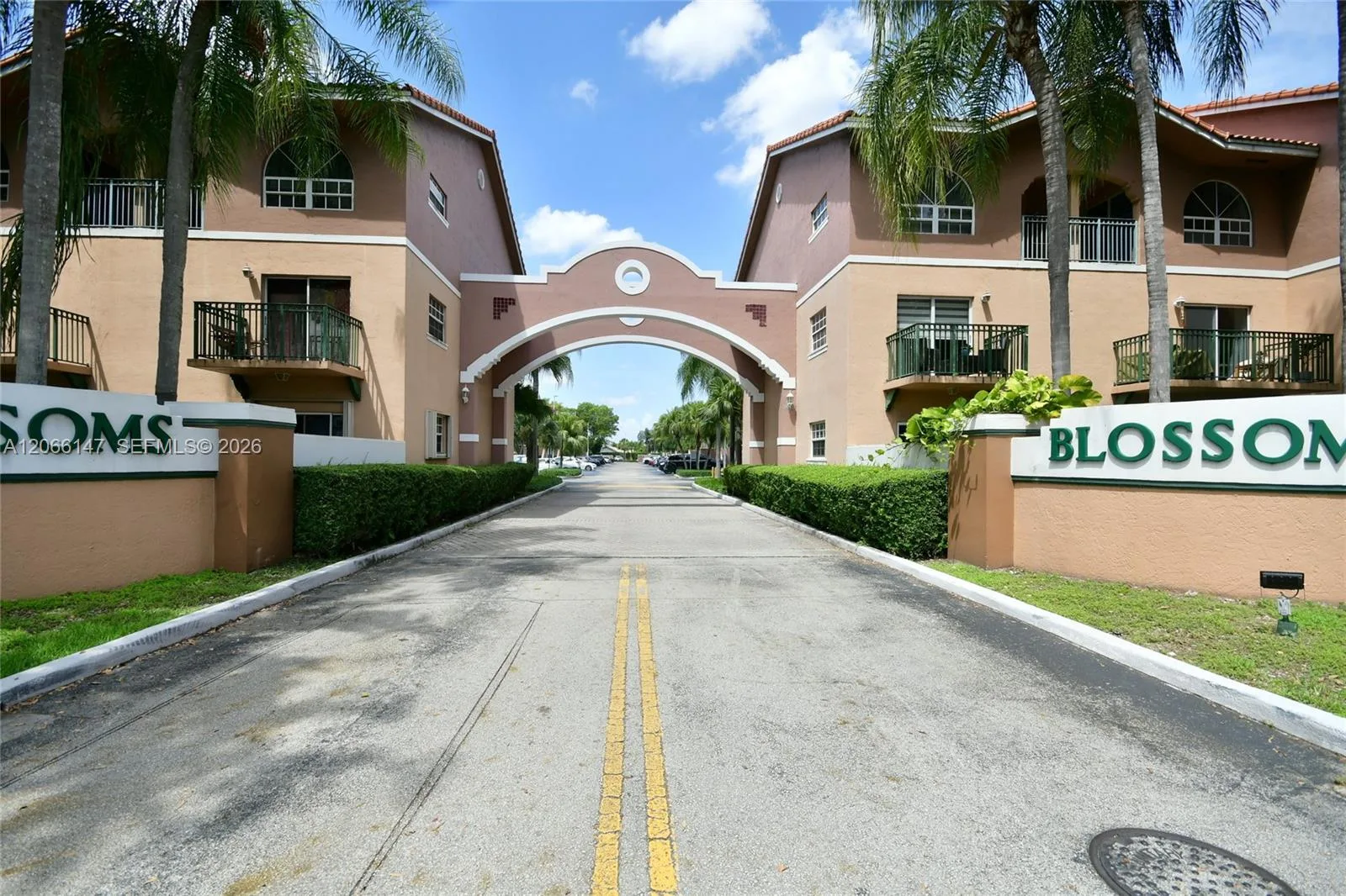 10026 Hammocks Blvd # 103-6, Miami, FL 33196 photo 8