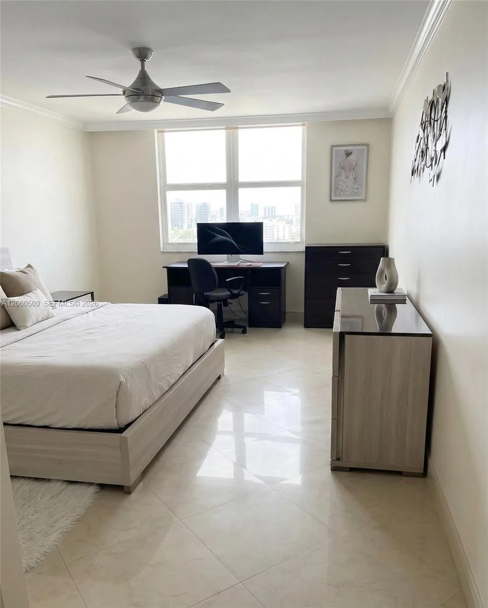251 174th St # 1517, Sunny Isles Beach, FL 33160 photo 9
