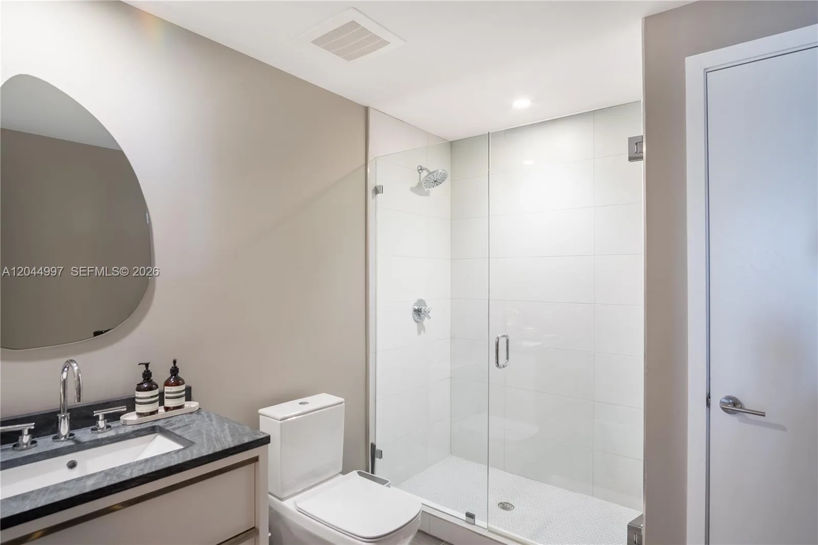 2900 NE 7th Ave # 4307, Miami, FL 33137 photo 13