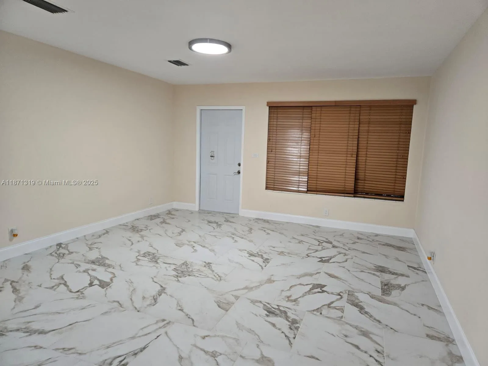 6751 Meade St, Hollywood, FL 33024 photo 2