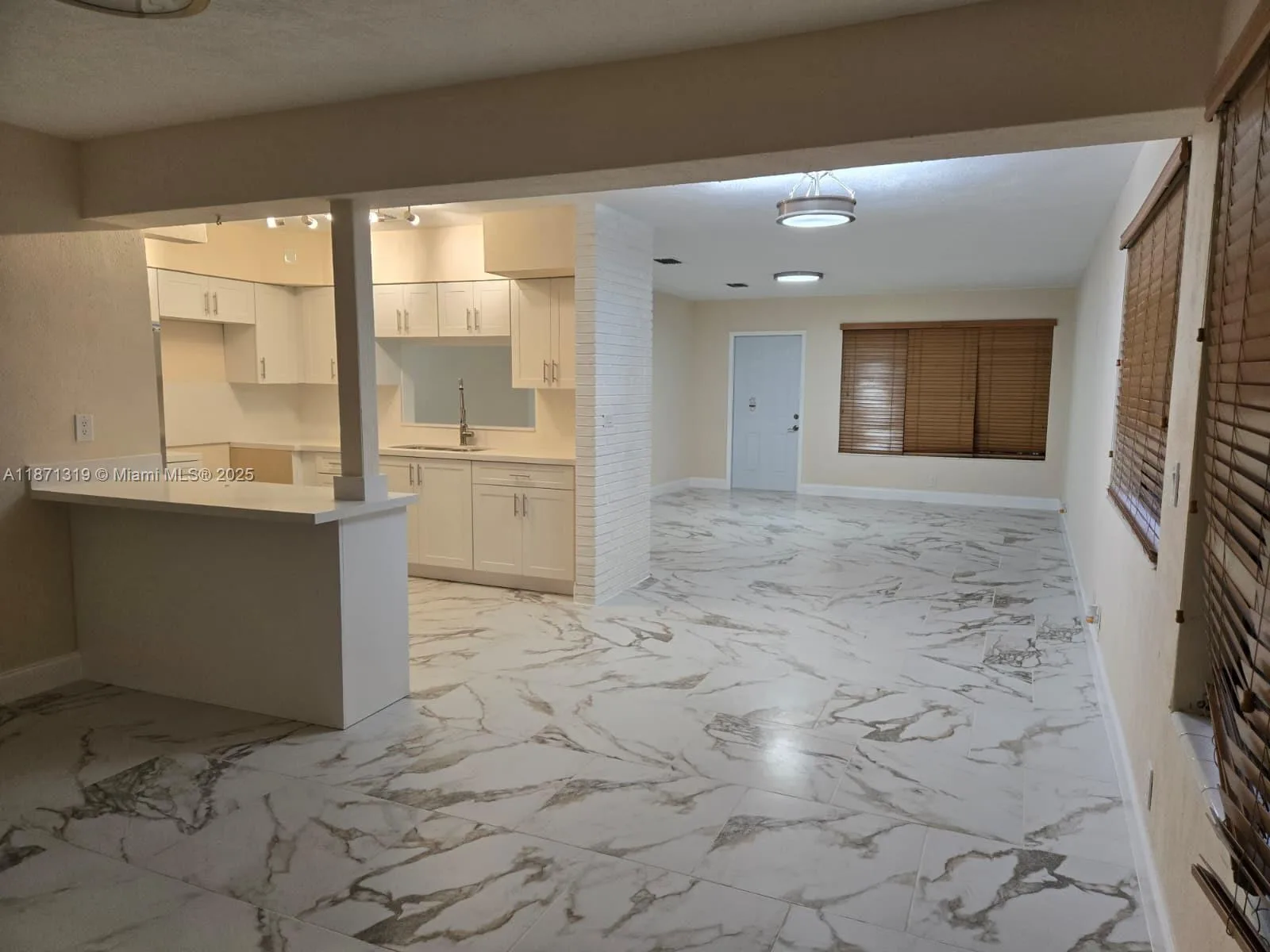 6751 Meade St, Hollywood, FL 33024 photo 5
