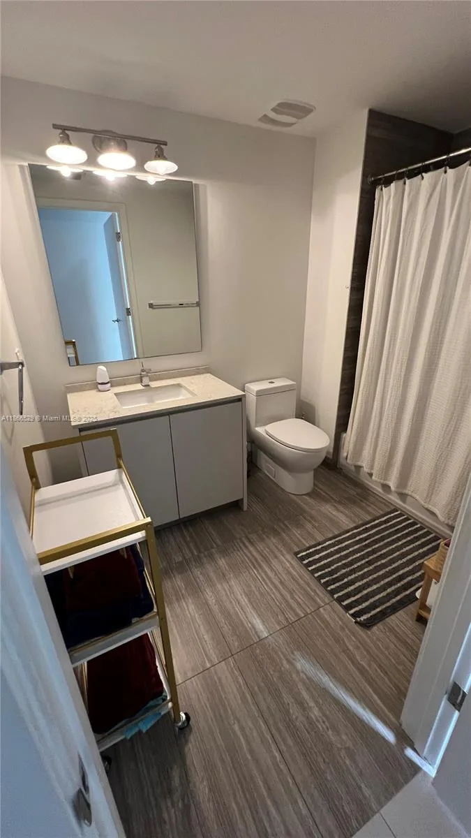 1010 Brickell Ave # 1510, Miami, FL 33131 photo 9