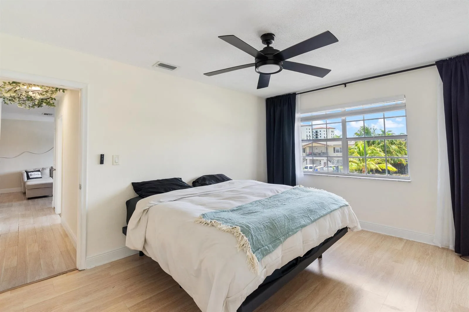 299 SW 7TH Street # 2060, Boca Raton, FL 33432 photo 12