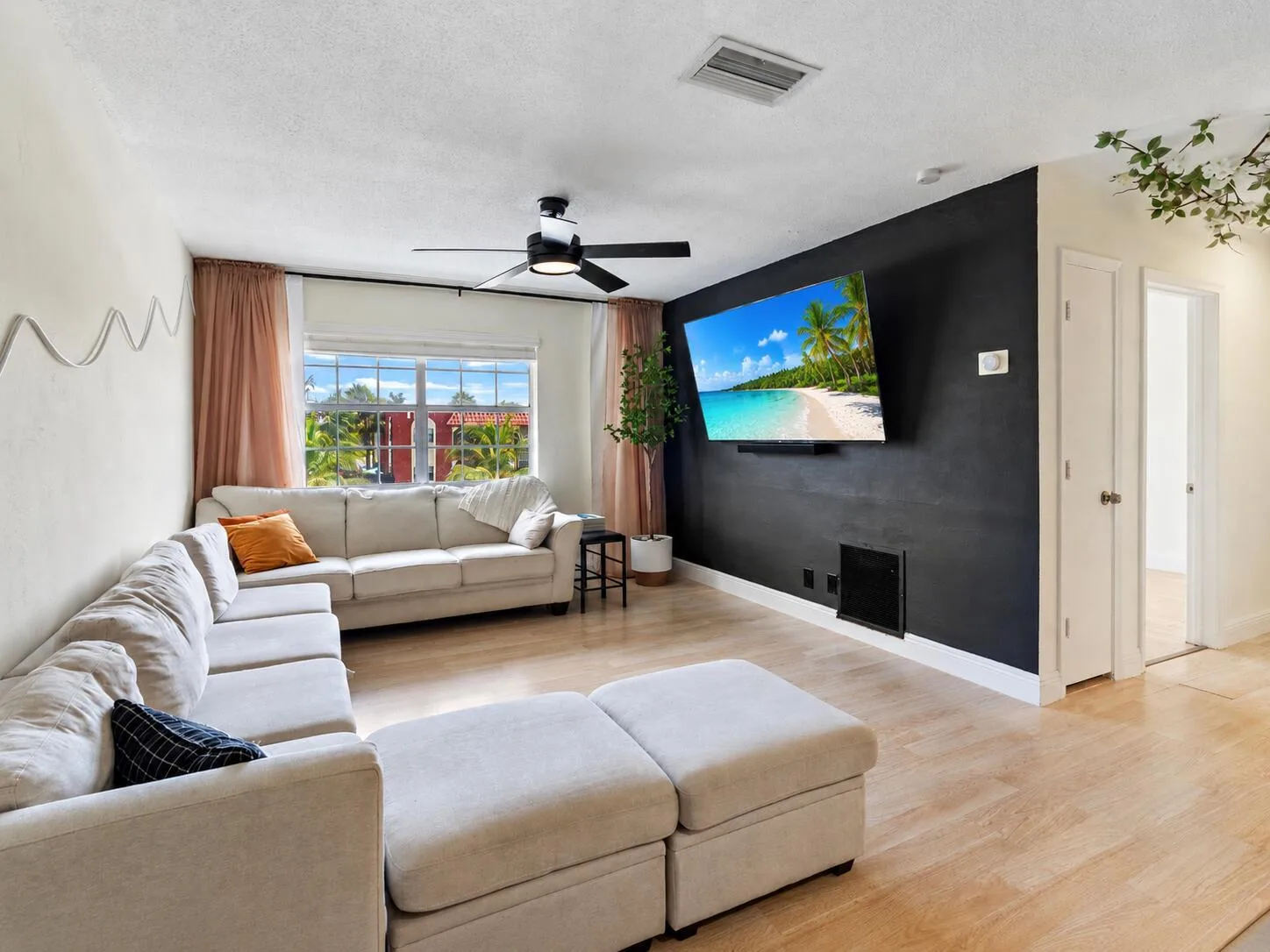 299 SW 7TH Street # 2060, Boca Raton, FL 33432 photo 2