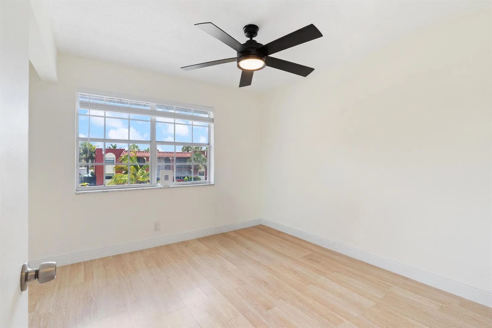 299 SW 7TH Street # 2060, Boca Raton, FL 33432 photo 8