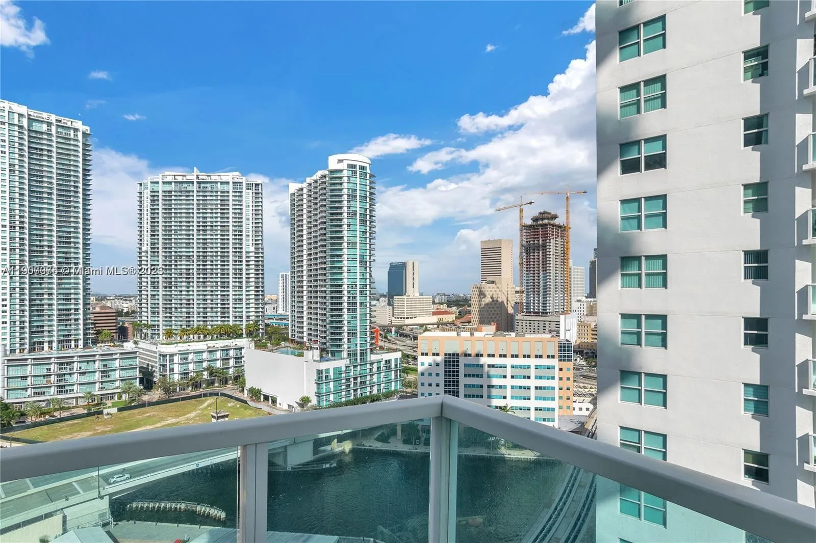 41 SE 5th St # 1217, Miami, FL 33131