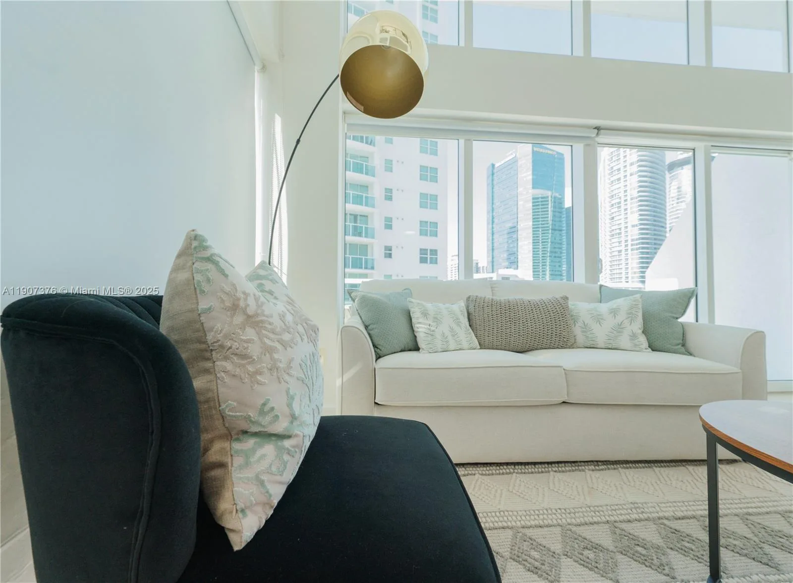41 SE 5th St # 1217, Miami, FL 33131 photo 9