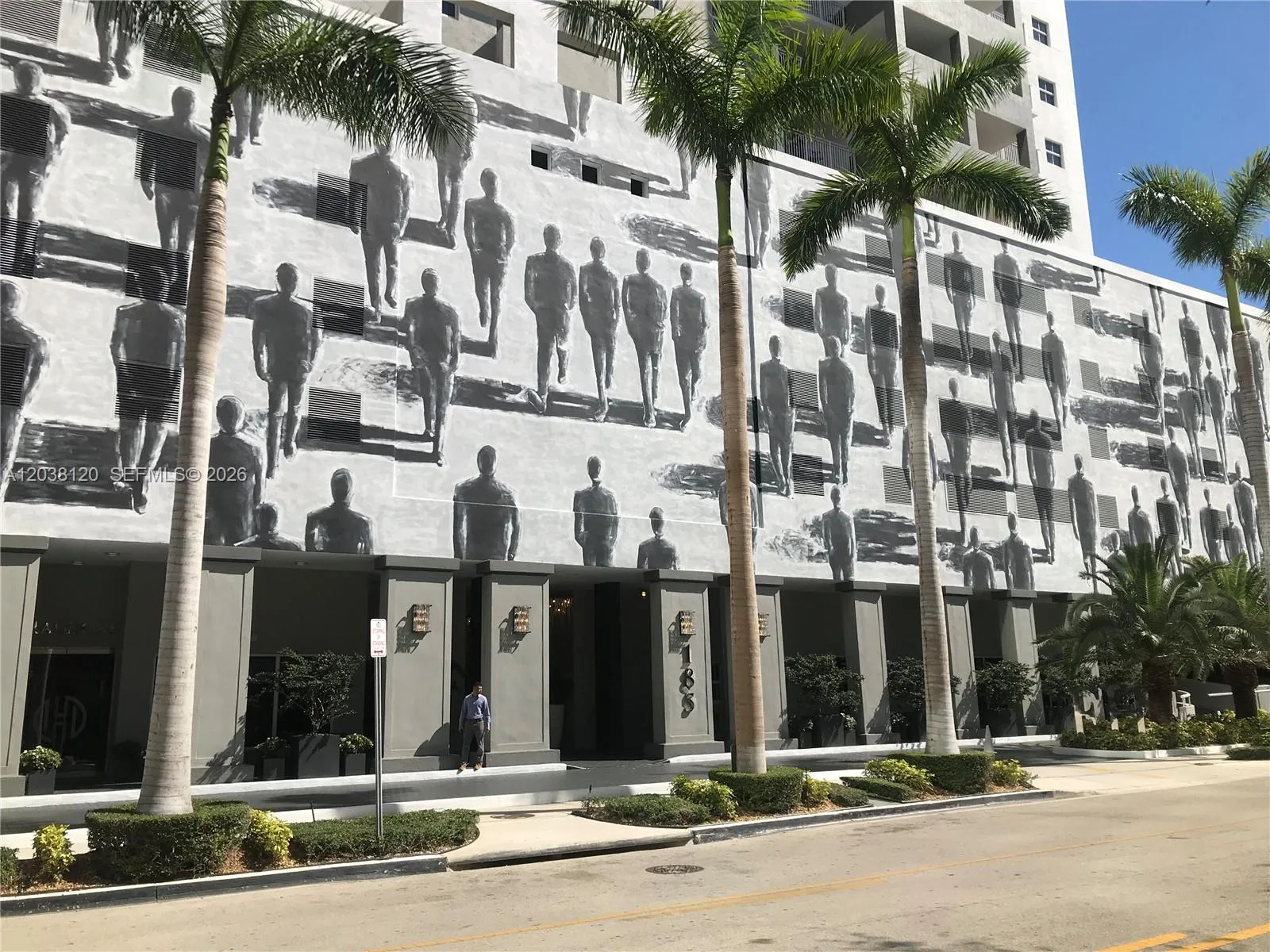 185 SE 14th Ter # 1401, Miami, FL 33131