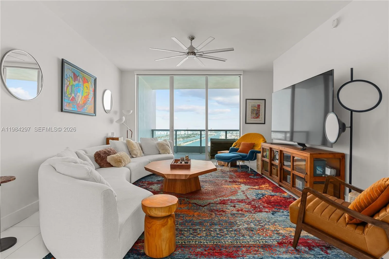 900 Biscayne Blvd # 5602, Miami, FL 33132